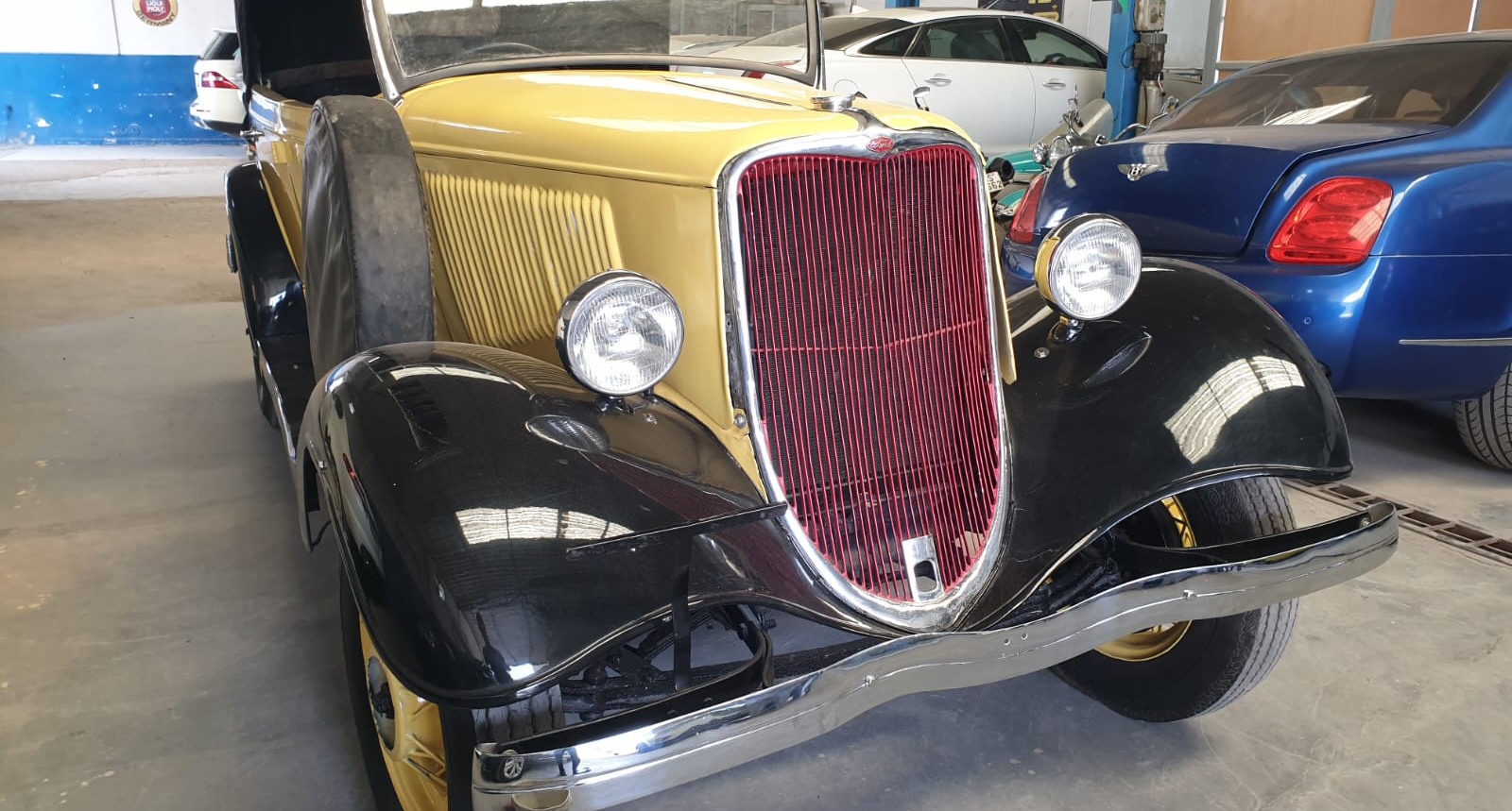 Precision service bay at Autoworkz Tech